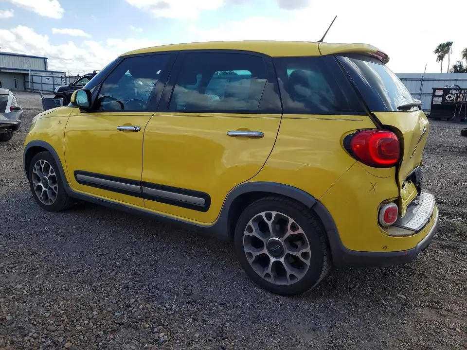 2014 FIAT 500L TREKKING  
