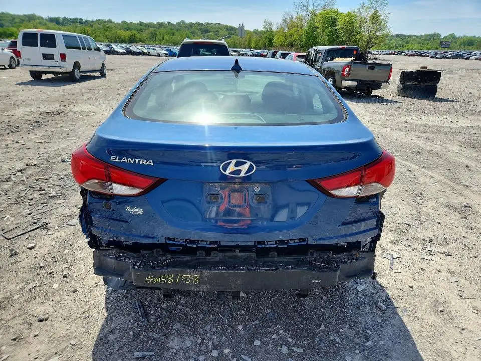 2015 HYUNDAI ELANTRA SE  