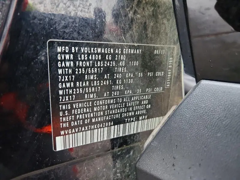 2017 VOLKSWAGEN TIGUAN S  