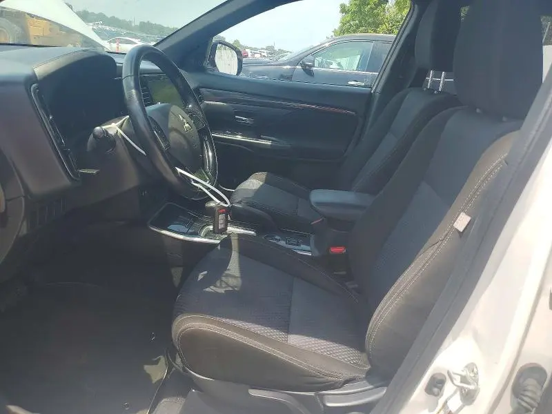 2018 MITSUBISHI OUTLANDER   