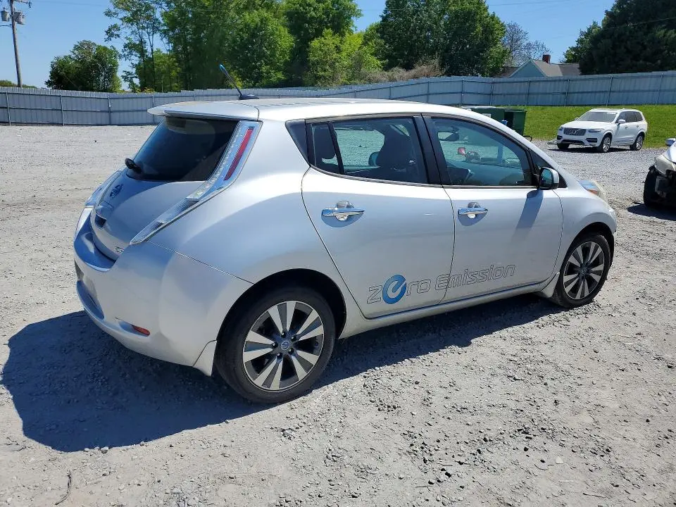 2013 NISSAN LEAF S  
