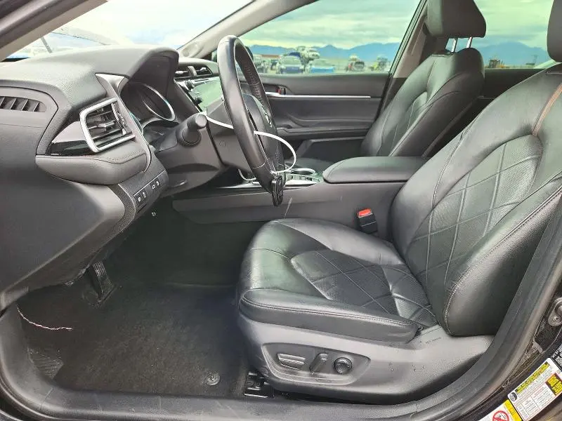 2018 TOYOTA CAMRY XLE V6  