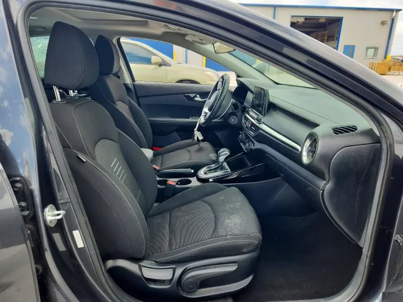 2019 KIA FORTE S  