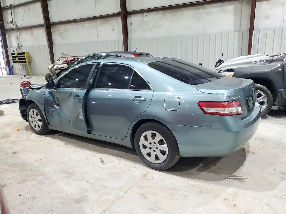 2010 TOYOTA CAMRY LE  