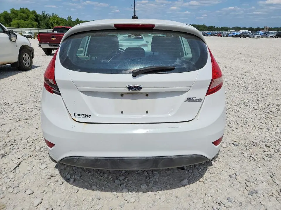 2013 FORD FIESTA S  
