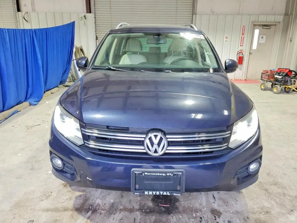 2016 VOLKSWAGEN TIGUAN S  