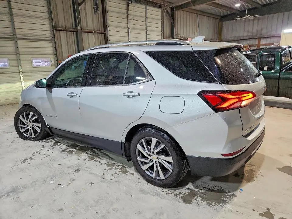 2022 CHEVROLET EQUINOX PREMIER  