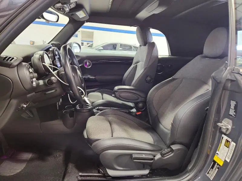 2016 MINI COOPER S  