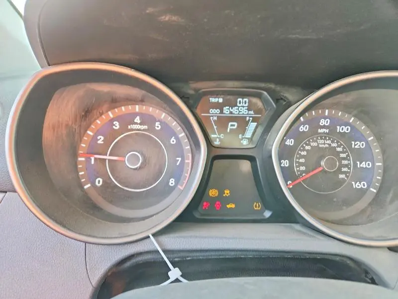 2011 HYUNDAI ELANTRA GLS  