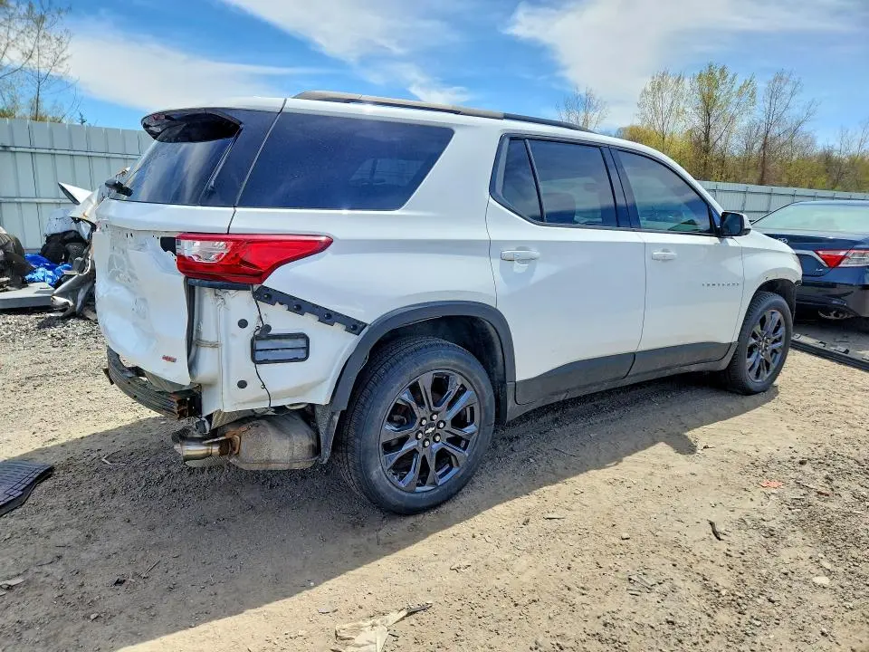 2018 CHEVROLET TRAVERSE RS  
