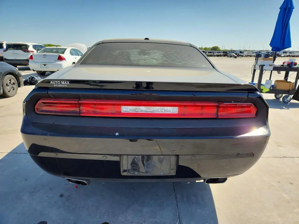 2013 DODGE CHALLENGER SXT  