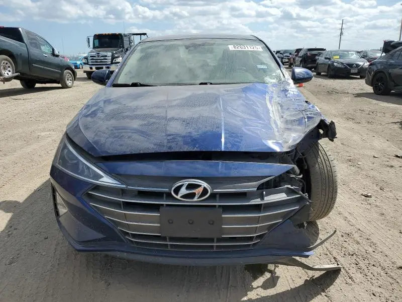 2019 HYUNDAI ELANTRA SEL  