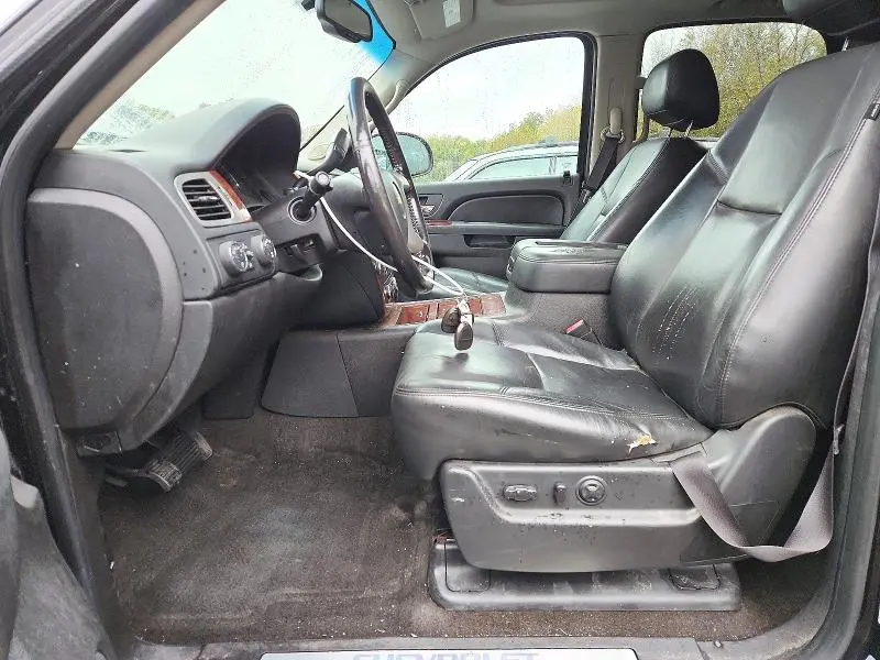 2013 CHEVROLET TAHOE K1500 LTZ  