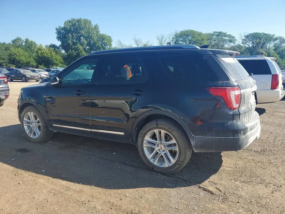 2017 FORD EXPLORER XLT  