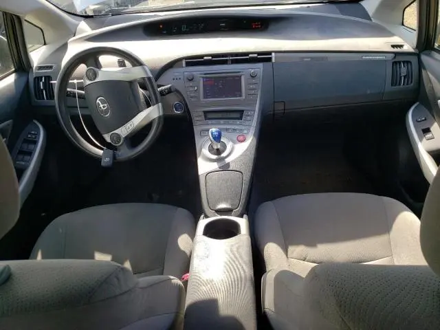 2013 TOYOTA PRIUS PLUG-IN   