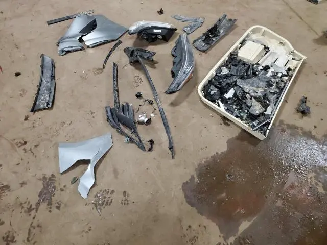 2010 CHRYSLER SEBRING LIMITED  