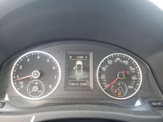 2017 VOLKSWAGEN TIGUAN SPORT  