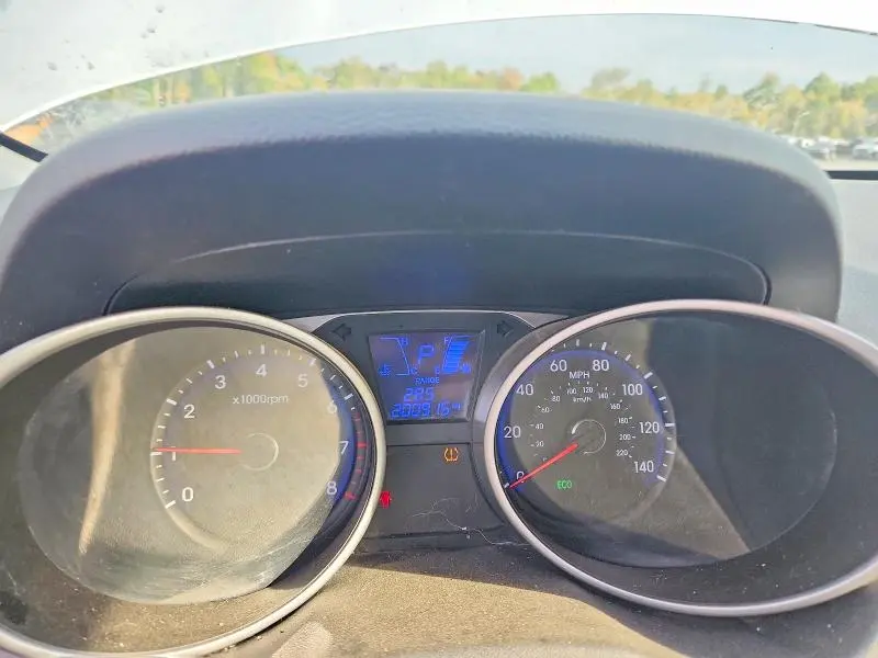 2012 HYUNDAI TUCSON GLS  