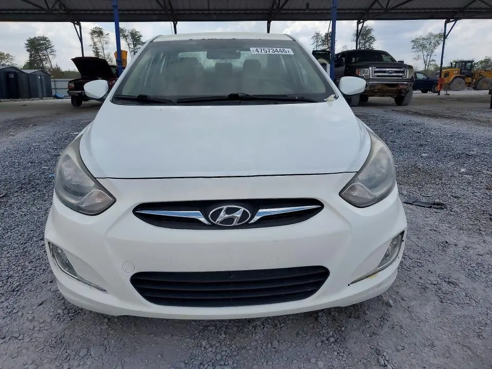 2013 HYUNDAI ACCENT GLS  