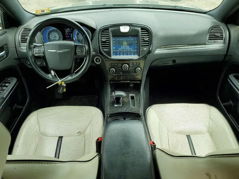 2013 CHRYSLER 300   