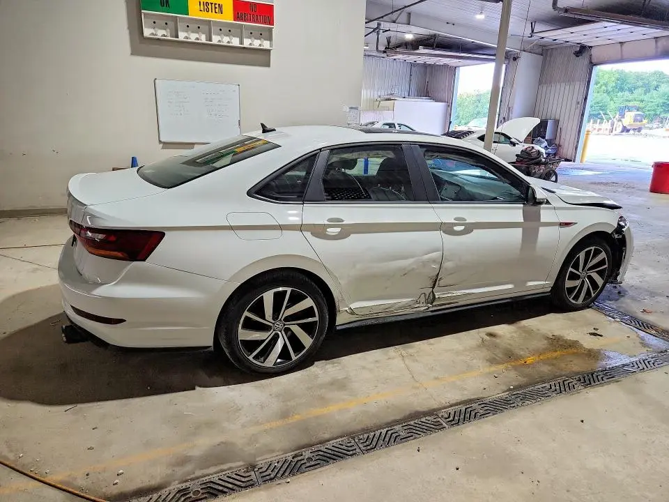 2019 VOLKSWAGEN JETTA GLI  