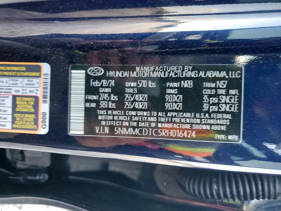 2024 GENESIS GV70 BASE  