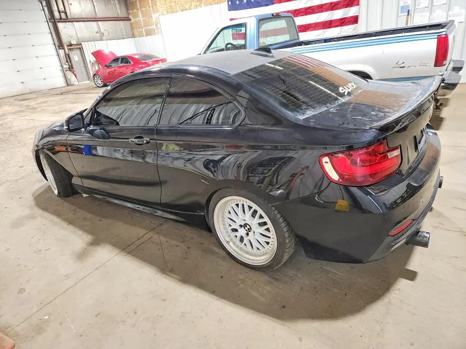2016 BMW M235XI   