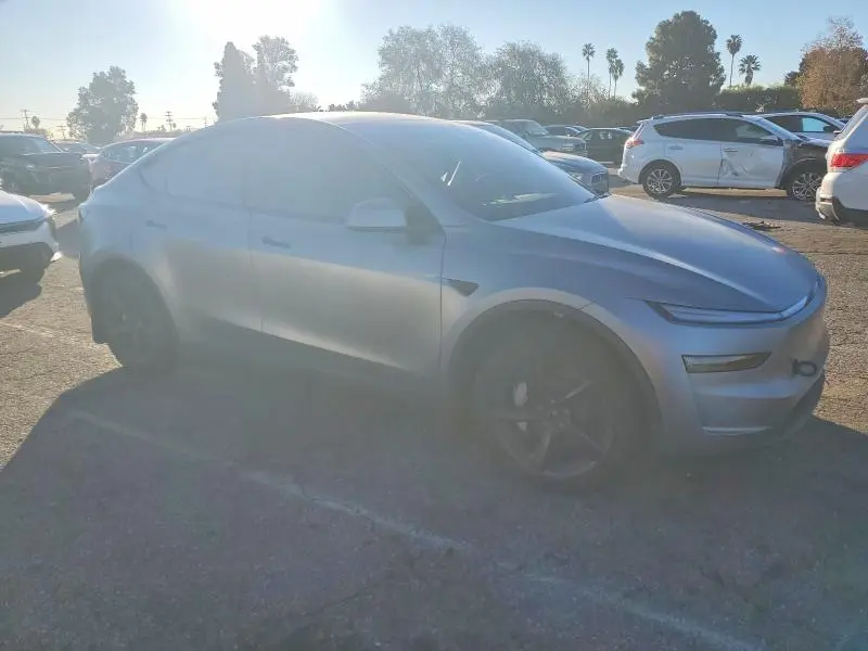 2026 TESLA MODEL Y   