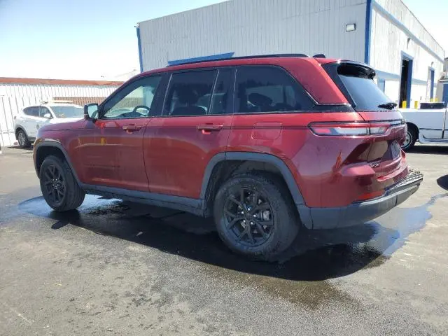 2024 JEEP GRAND CHEROKEE LAREDO  
