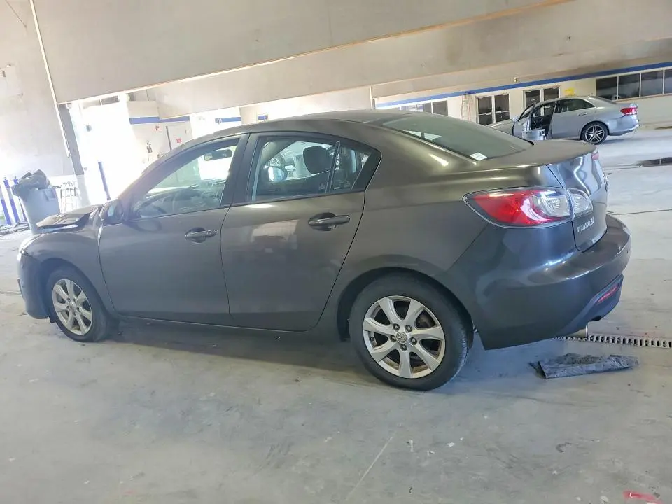 2010 MAZDA 3 I  
