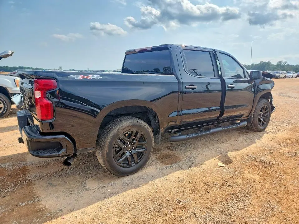 2026 CHEVROLET SILVERADO K1500 CUSTOM  