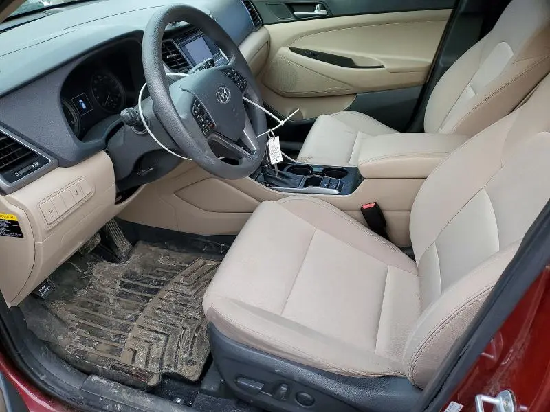 2016 HYUNDAI TUCSON SE  