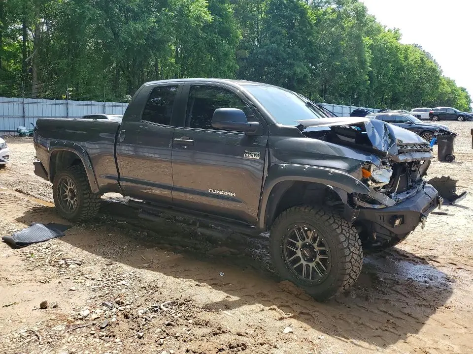 2020 TOYOTA TUNDRA SR5  