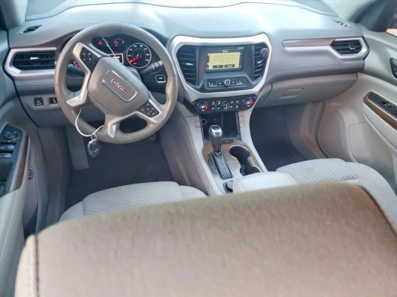 2017 GMC ACADIA SLE  
