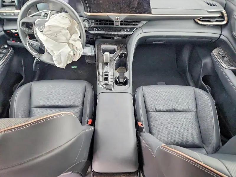 2024 TOYOTA CROWN LIMITED  