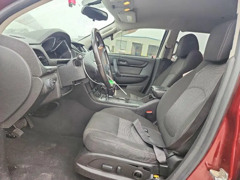 2017 CHEVROLET TRAVERSE LT  