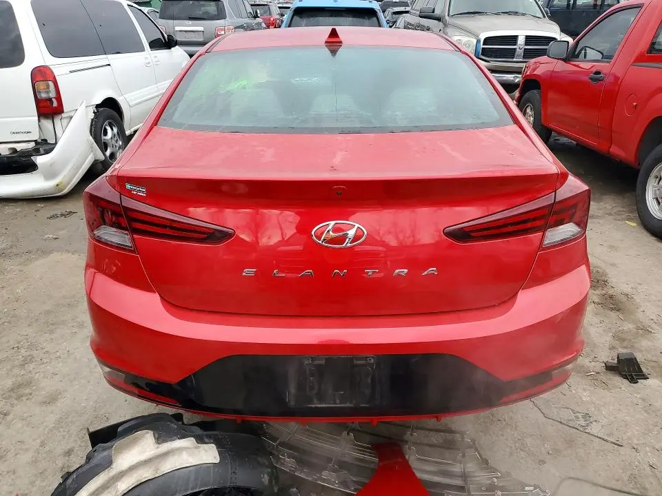 2020 HYUNDAI ELANTRA SEL  
