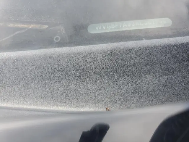 2010 VOLKSWAGEN TOUAREG V6  