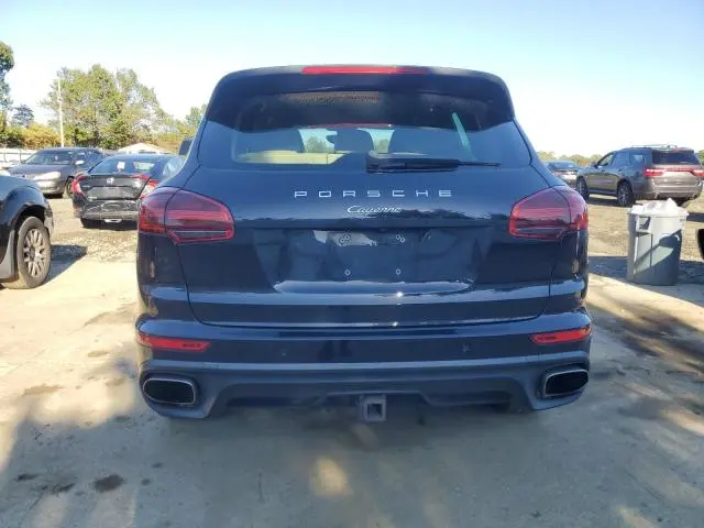 2017 PORSCHE CAYENNE PLATINUM EDITION