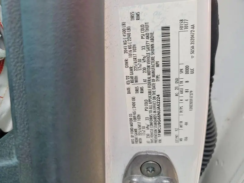 2022 FORD ESCAPE SE  