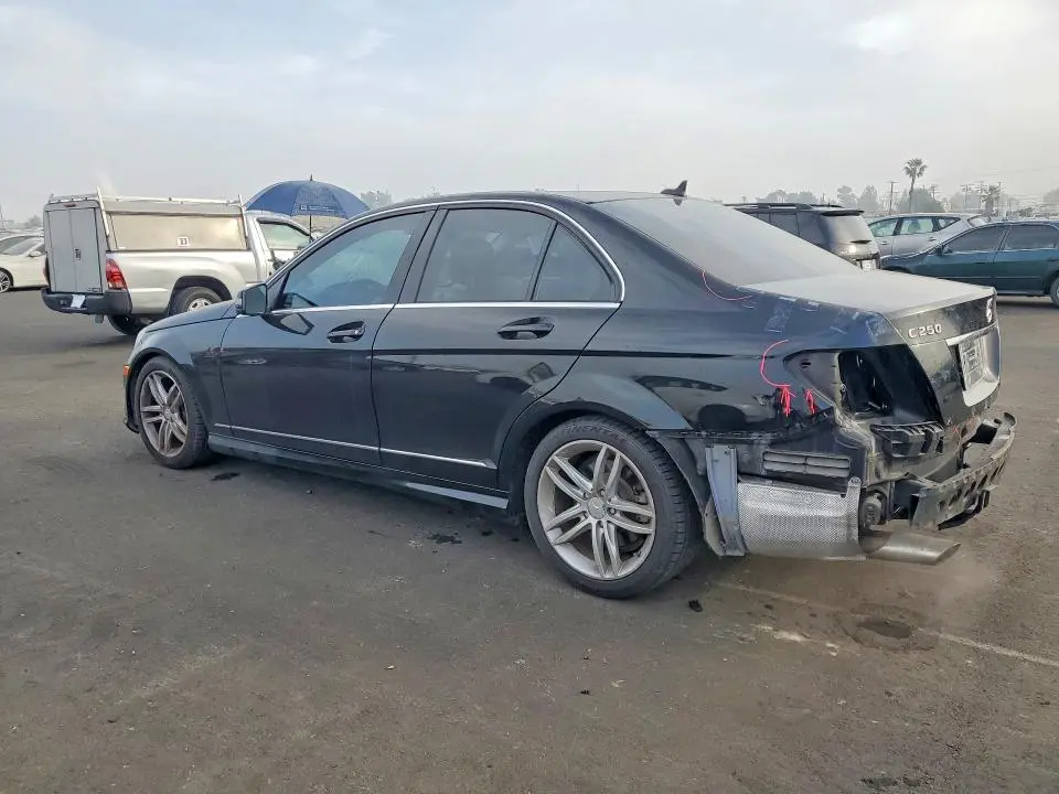 2013 MERCEDES-BENZ C 250  