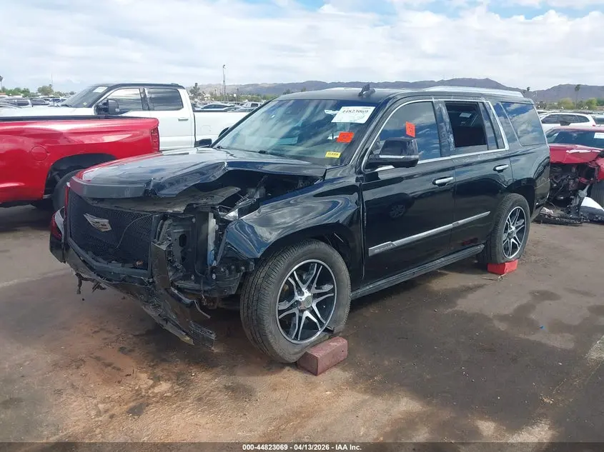 2019 CADILLAC ESCALADE PREMIUM LUXURY