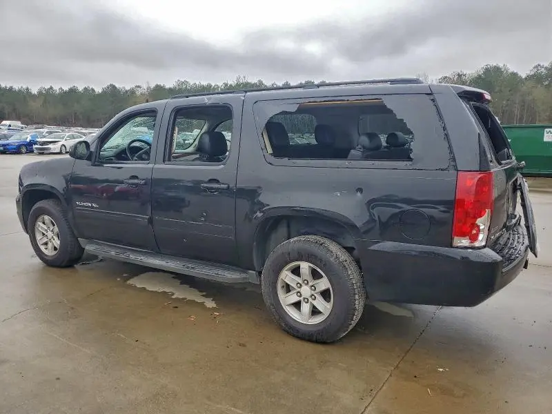 2011 GMC YUKON XL K1500 SLE  