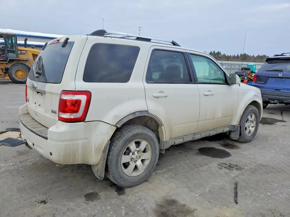 2011 FORD ESCAPE LIMITED  