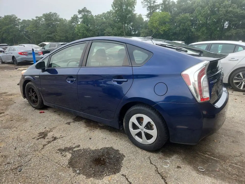 2014 TOYOTA PRIUS THREE  