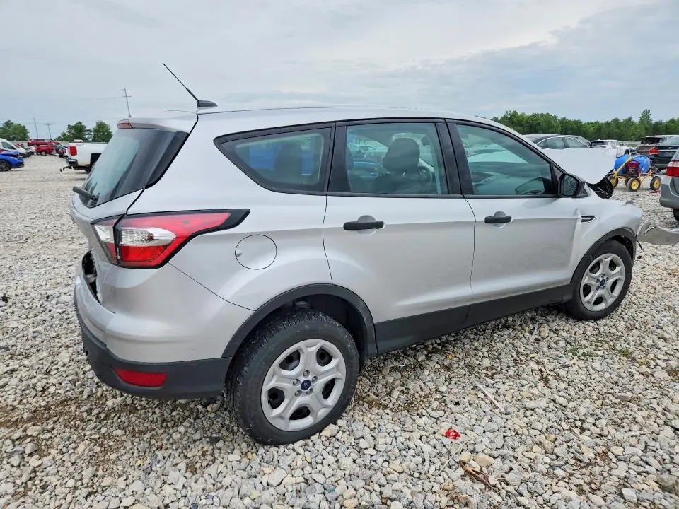 2017 FORD ESCAPE S  