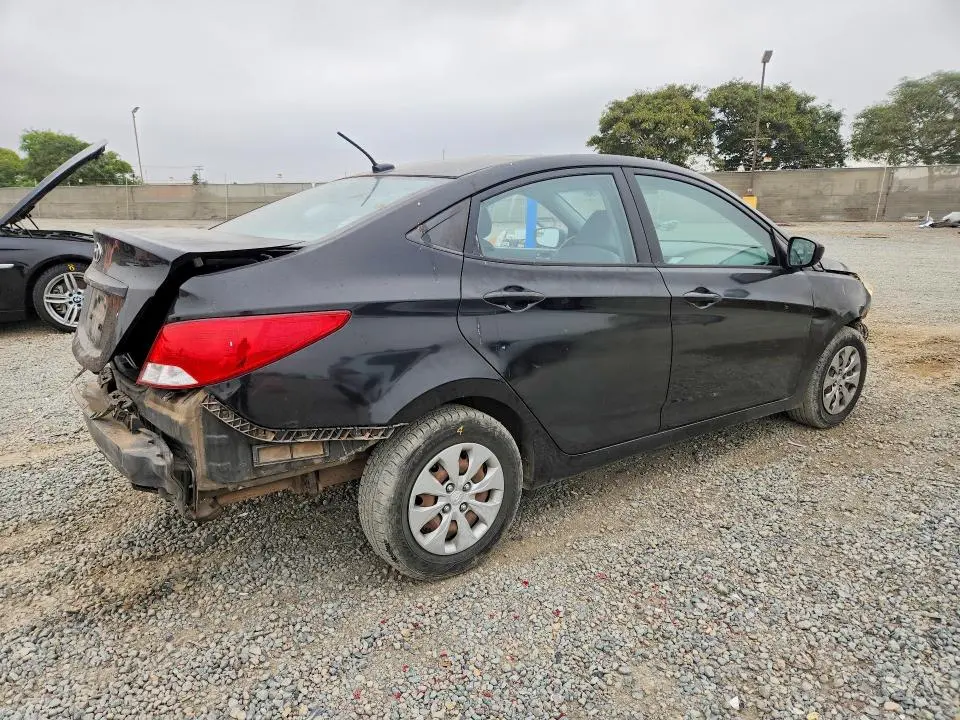 2015 HYUNDAI ACCENT GLS  