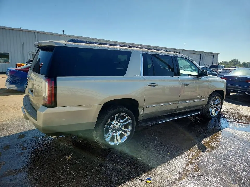 2017 GMC YUKON XL C1500 SLT  