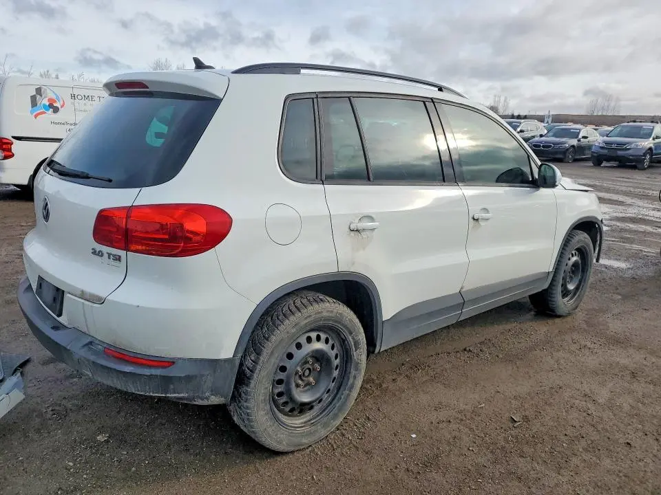 2016 VOLKSWAGEN TIGUAN   
