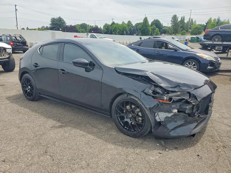 2020 MAZDA 3 PREMIUM  